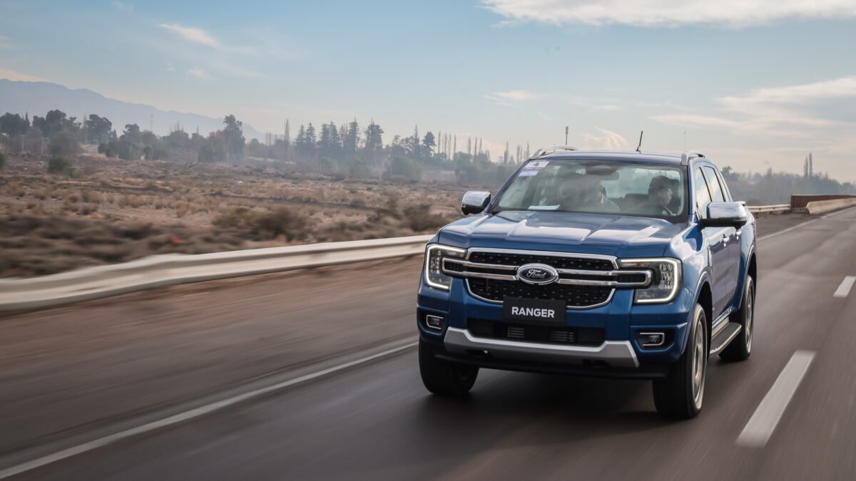 FORD RANGER® CONTINÚA POSICIONÁNDOSE COMO UNA DE LAS PICK-UPS PREFERIDAS DEL MERCADO