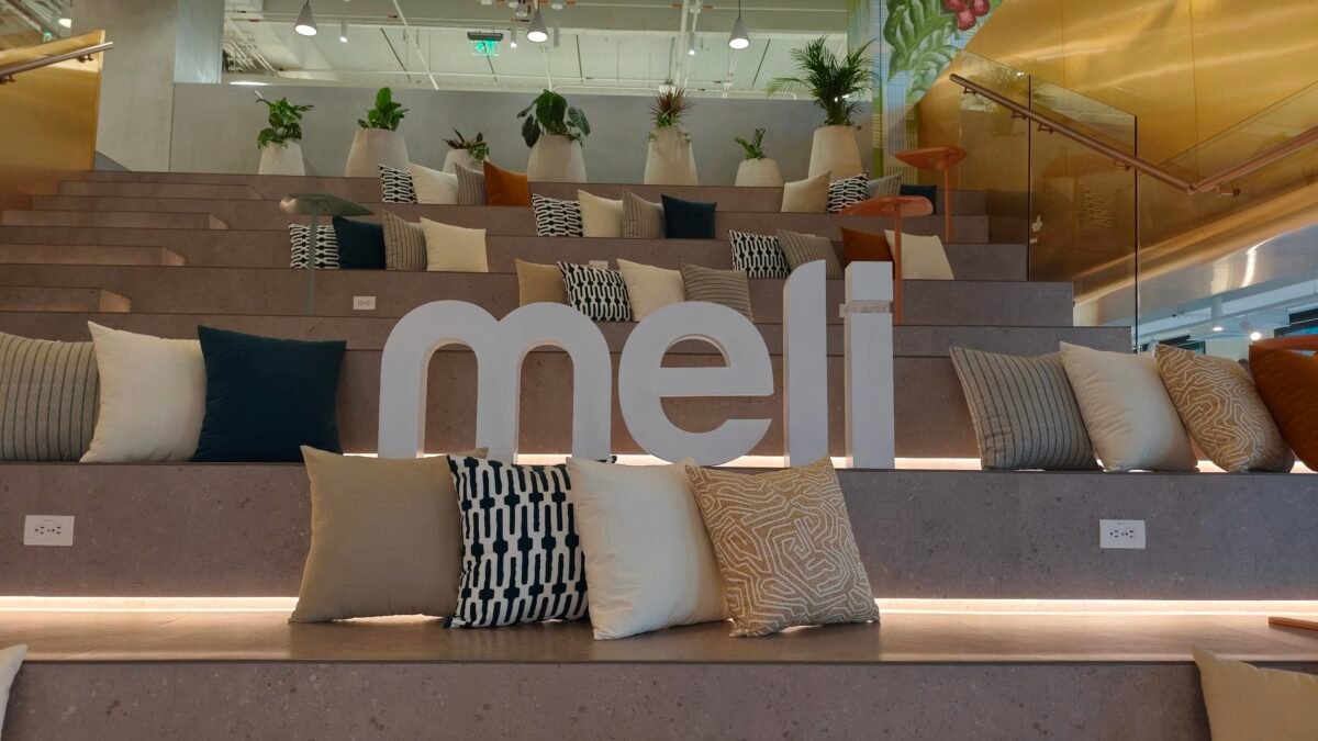 TALLERES, ASESORÍA GRATUITA Y HERRAMIENTAS TECNOLÓGICAS PARA EMPRENDEDORES: EL MELI TOUR REGRESA A BOGOTÁ