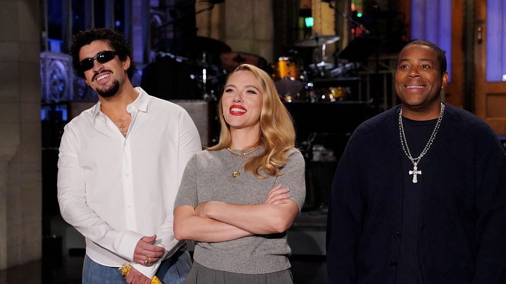 EL SHOW SATURDAY NIGHT LIVE CIERRA SU HISTÓRICA TEMPORADA 50 CON SCARLETT JOHANSSON BAD BUNNY POR UNIVERSAL+