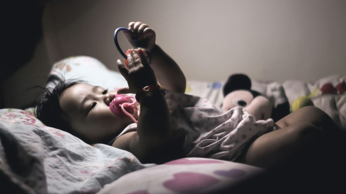 CELULARES EN MANOS DE LOS NIÑOS: ¿CUÁNDO ES EL MOMENTO ADECUADO?