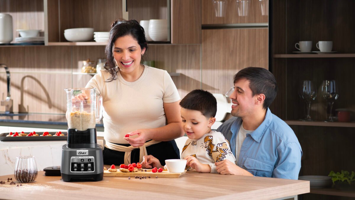 OSTER ESTÁ EN EL 90 % DE LOS HOGARES COLOMBIANOS Y SIGUE CONQUISTANDO DESDE LA COCINA