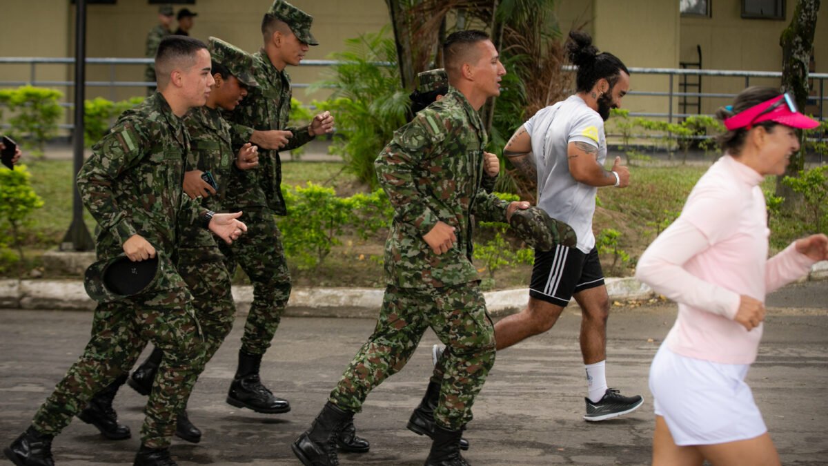 PRIMERA CARRERA DE ANASE POR LOS HERIDOS EN COMBATE