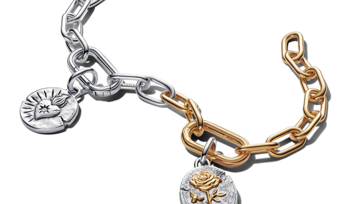 PRESENTAMOS PANDORA TALISMAN: UNA ODA A LAS MONEDAS ANTIGUAS Y A LA IDENTIDAD MODERNA