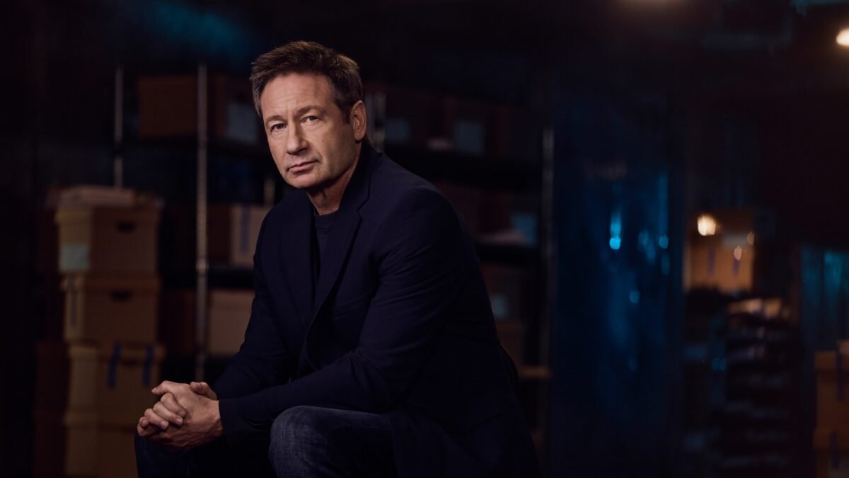 DAVID DUCHOVNY LLEGA A HISTORY PARA PRESENTAR “EXPEDIENTES DESCLASIFICADOS”