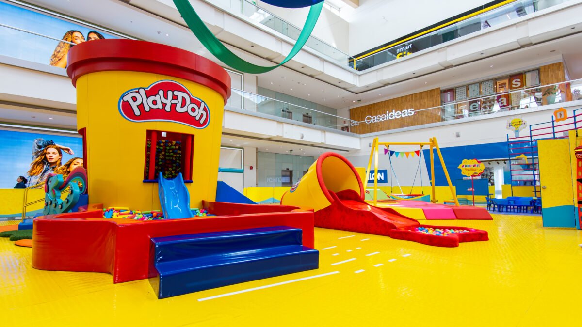 MULTIPLAZA BOGOTÁ INVITA A EXPLORAR LA CREATIVIDAD EN LA NUEVA ZONA PLAY-DOH