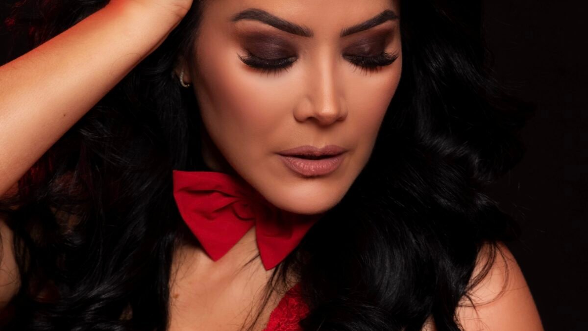 NORKYS BASTIDAS TRAE A BOGOTÁ LA COMEDIA “ORGASMOS”