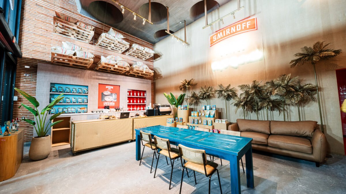 EL ESPRESSO MARTINI CON ALMA COLOMBIANA: SMIRNOFF Y CAFÉ QUINDÍO PRESENTAN UNA EXPERIENCIA ÚNICA EN BOGOTÁ