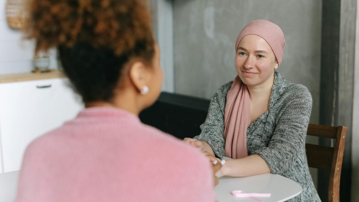 LA SALUD FEMENINA Y LOS CÁNCERES GINECOLÓGICOS: UNA PRIORIDAD PENDIENTE