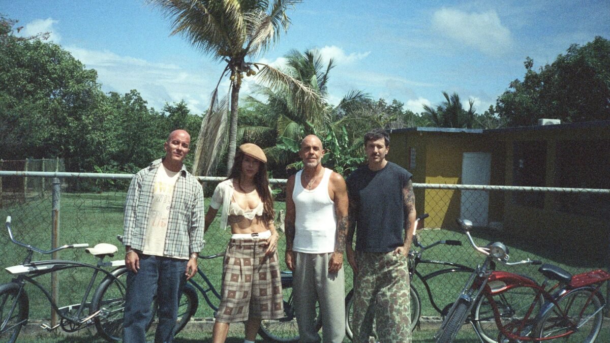 GREEICY  Y CULTURA PROFÉTICA PRESENTA  MANTIS