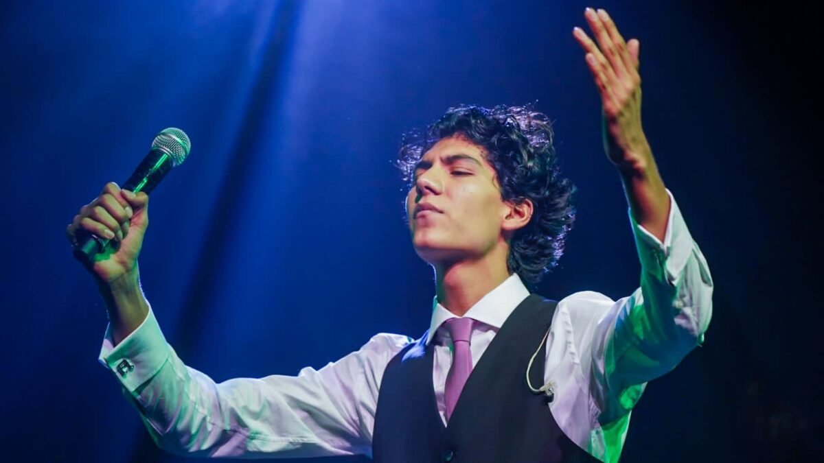 FÉLIX SALGADO JR. PRESENTA “LUJURIA”