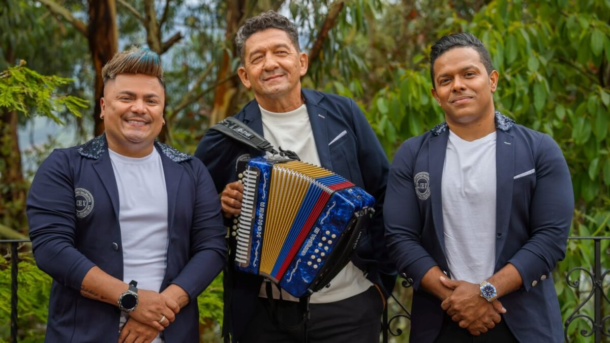 LOS CHICHES VALLENATOS PRESENTAN “QUÉ ME FALTÓ”
